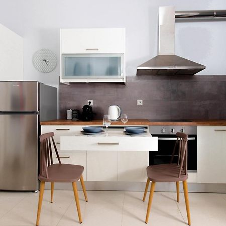 Twin Lofts Ταξιαρχών, A Kalamatastay Property Zewnętrze zdjęcie