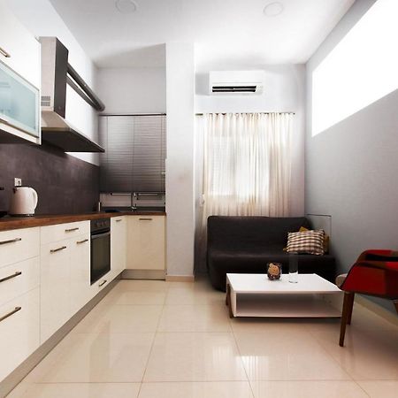 Twin Lofts Ταξιαρχών, A Kalamatastay Property Zewnętrze zdjęcie